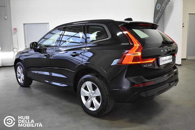 VOLVO XC60 B4 (d) automatico Business